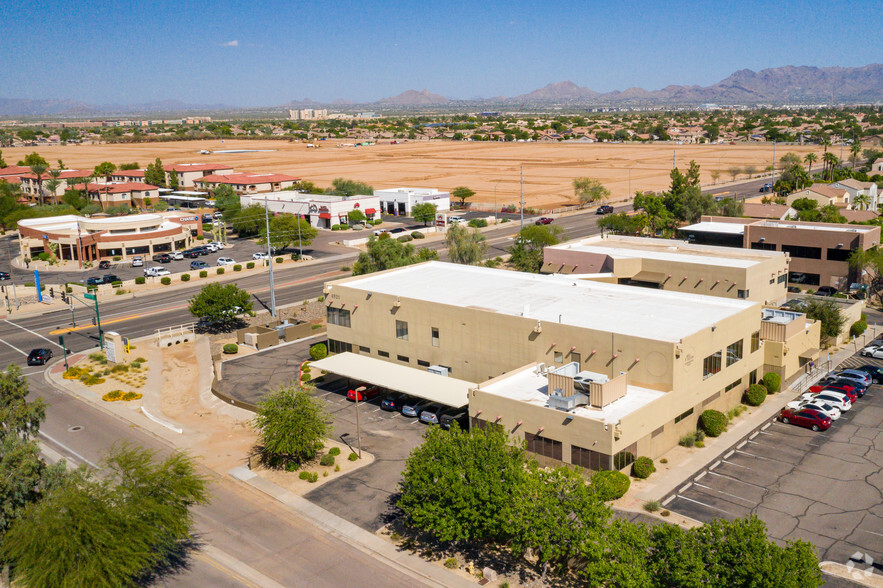 4921 E Bell Rd, Scottsdale, AZ for lease - Building Photo - Image 3 of 4