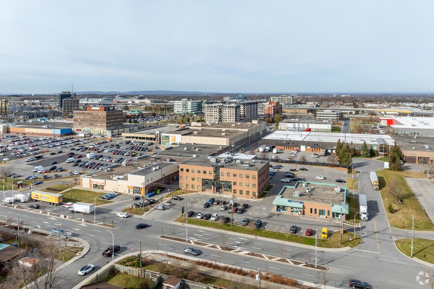 181 Boul Hymus, Pointe-claire, QC for lease - Aerial - Image 2 of 4