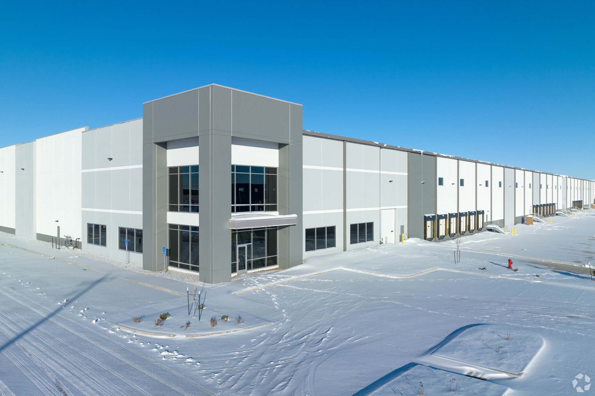 2301 25th St, Altoona, IA for sale Primary Photo- Image 1 of 9