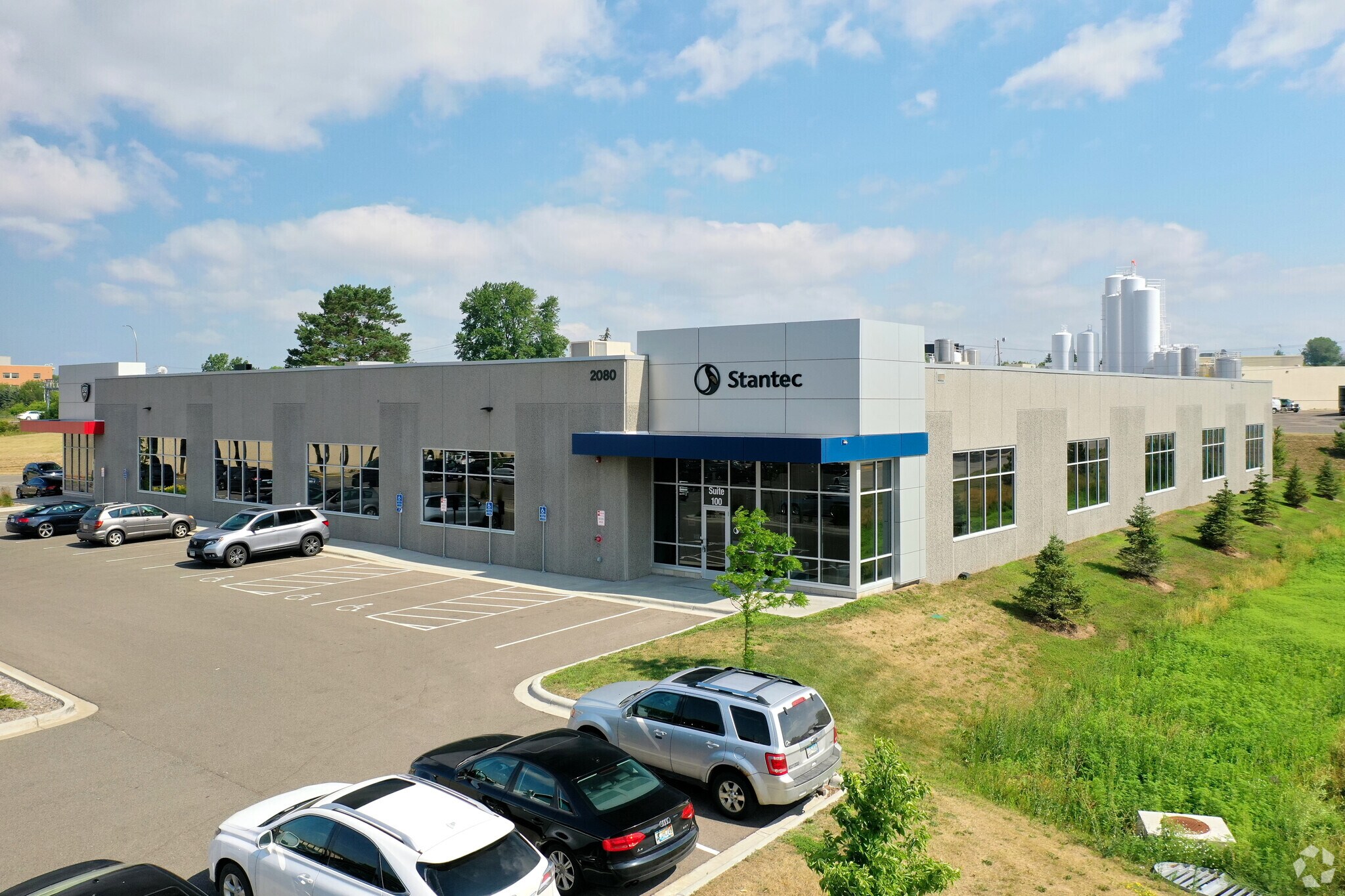 2080 Wooddale Dr, Woodbury, MN for lease Primary Photo- Image 1 of 5