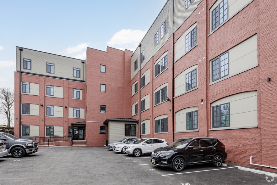 526-532 Mulberry St, Newark, NJ for sale - Building Photo - Image 3 of 4