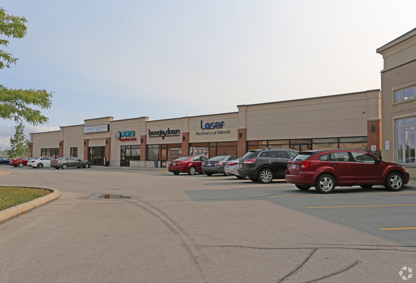 2180 Itabashi Way, Burlington, ON L7M 5A5 2180 Itabashi Way, Burlington, ON L7M 5A5