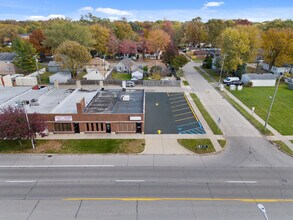 28404 Harper Ave, Saint Clair Shores, MI for lease Building Photo- Image 1 of 5