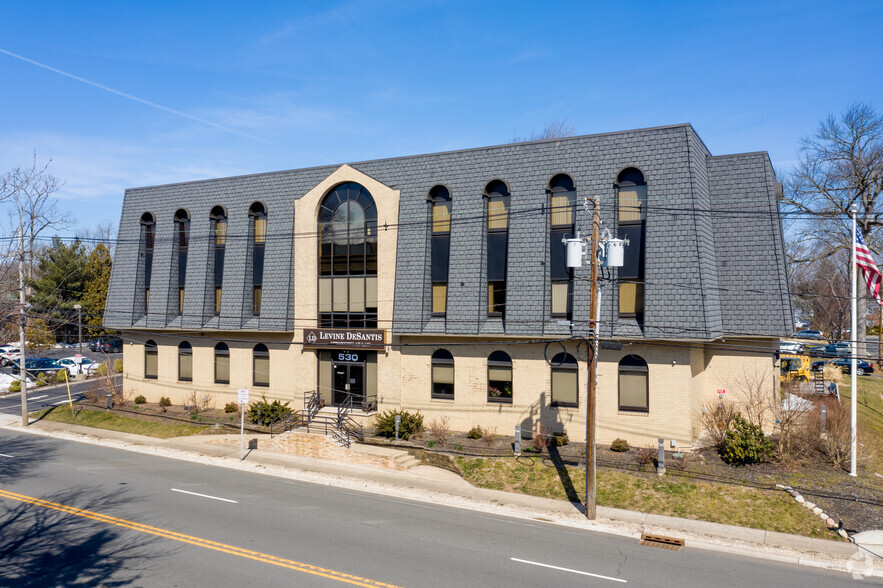 530 Morris Ave, Springfield, NJ for lease - Primary Photo - Image 1 of 5