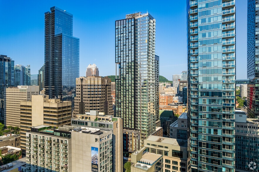 435 Boul René-Lévesque O, Montréal, QC for lease - Primary Photo - Image 1 of 25