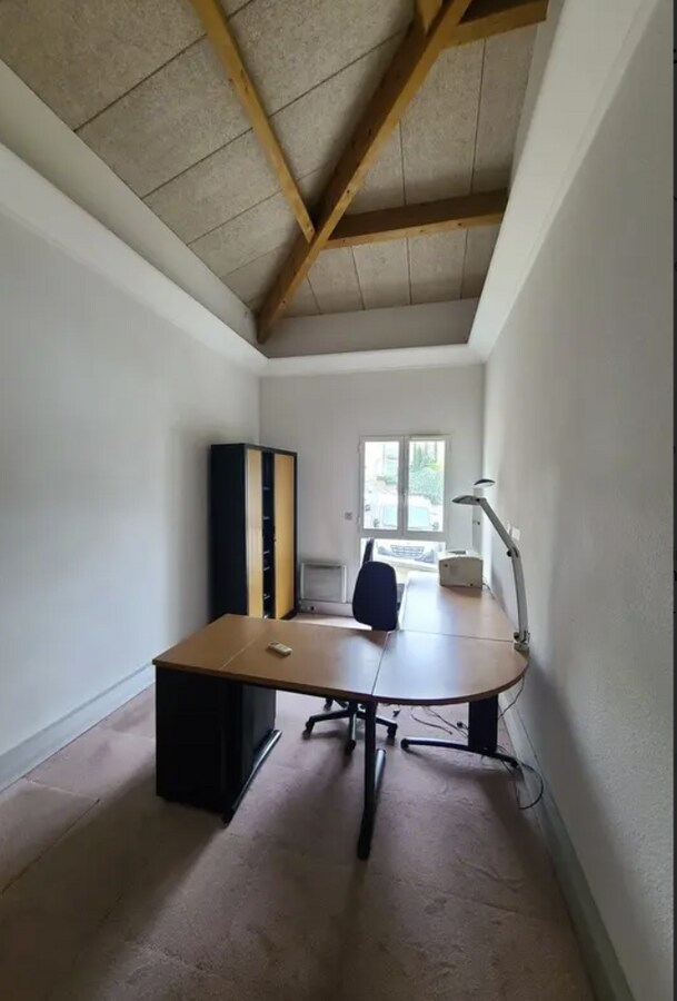 View Photo