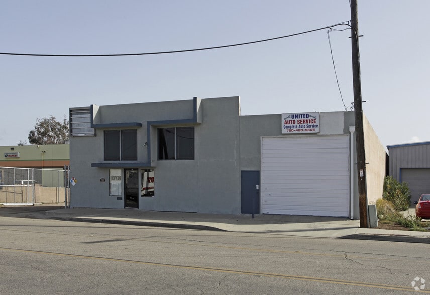 710 Rock Springs Rd, Escondido, CA for lease - Building Photo - Image 1 of 2