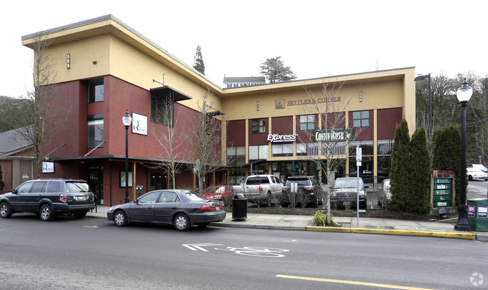 900 Main St, Oregon City, OR for lease - Building Photo - Image 1 of 5