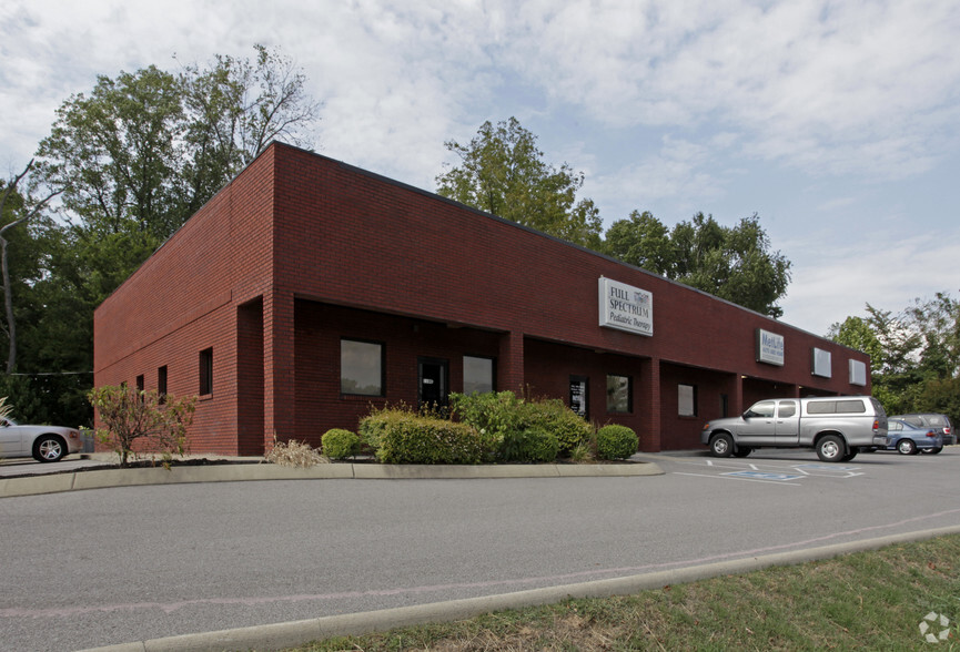 1100 Ted Crozier Sr Blvd, Clarksville, TN for sale - Primary Photo - Image 1 of 1