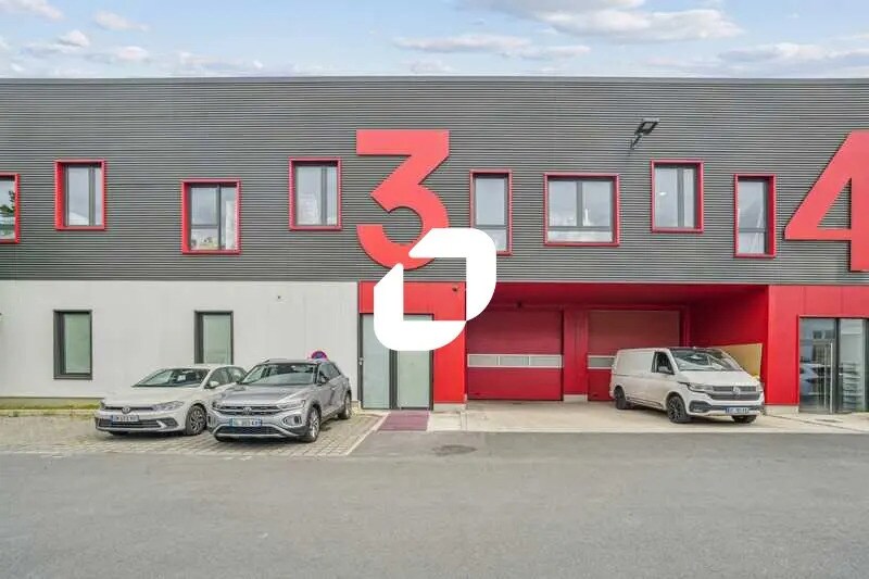 Flex in Gonesse for lease - Building Photo - Image 2 of 14