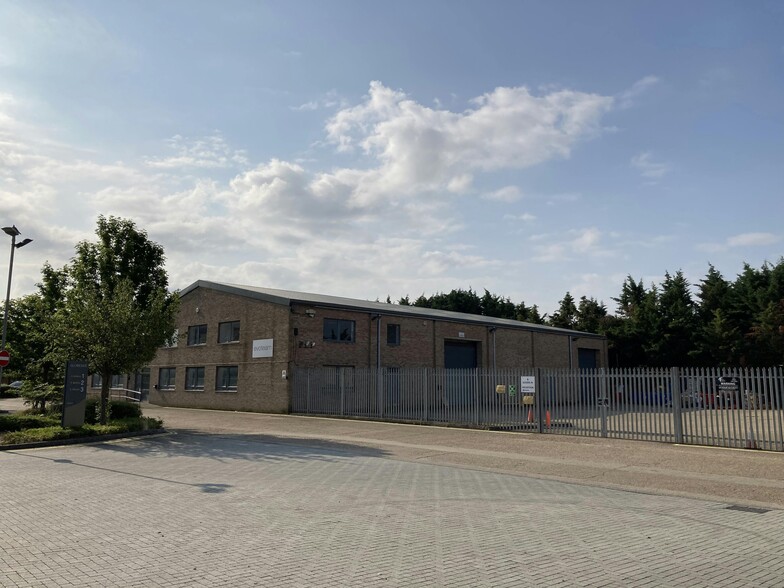 Fieldhouse Ln, Marlow for lease - Building Photo - Image 2 of 23