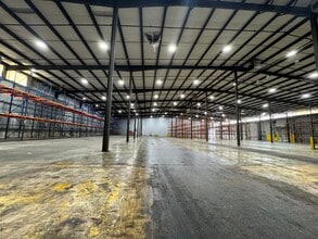 1125 Weems St, Jackson, MS for lease Interior Photo- Image 2 of 6