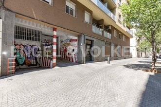Retail in Barcelona, Barcelona for lease Interior Photo- Image 1 of 7