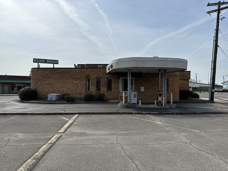 20 S Niota Rd, Englewood, TN 37329 Former Bank