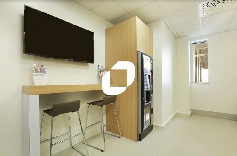 45 Rue De Villeneuve, Rungis for lease - Interior Photo - Image 2 of 6