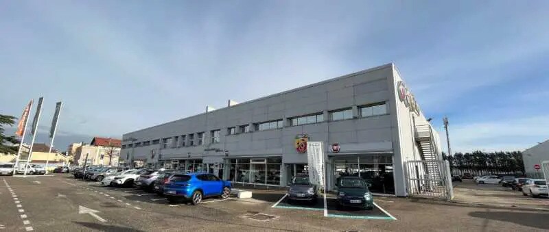 365 Route De Vienne, Vénissieux for lease - Building Photo - Image 1 of 61