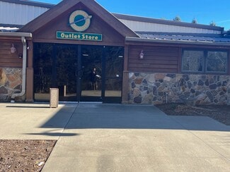 More details for 374 Industrial Park Dr, Boone, NC - Flex for Lease