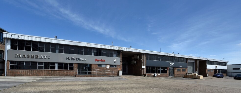 5-9 School Rd, London for sale - Primary Photo - Image 1 of 1