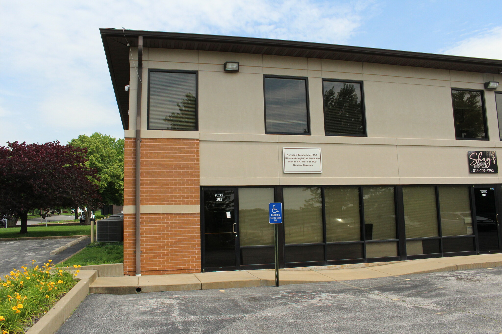 2880 Netherton Dr, Saint Louis, MO for lease Building Photo- Image 1 of 19