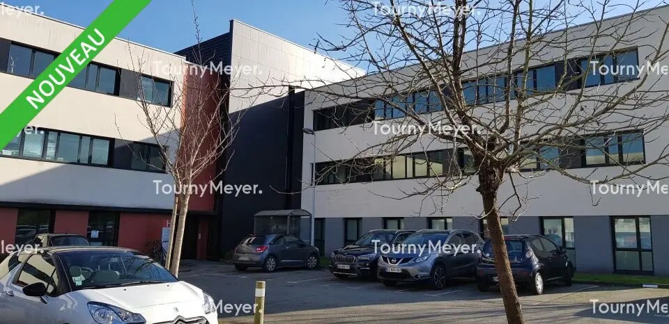 Office in Saint-Grégoire for lease - Building Photo - Image 2 of 3