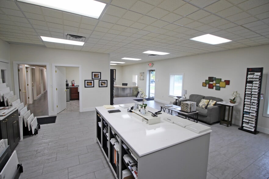 3691 E 100 S, Pierceton, IN for lease - Building Photo - Image 2 of 11