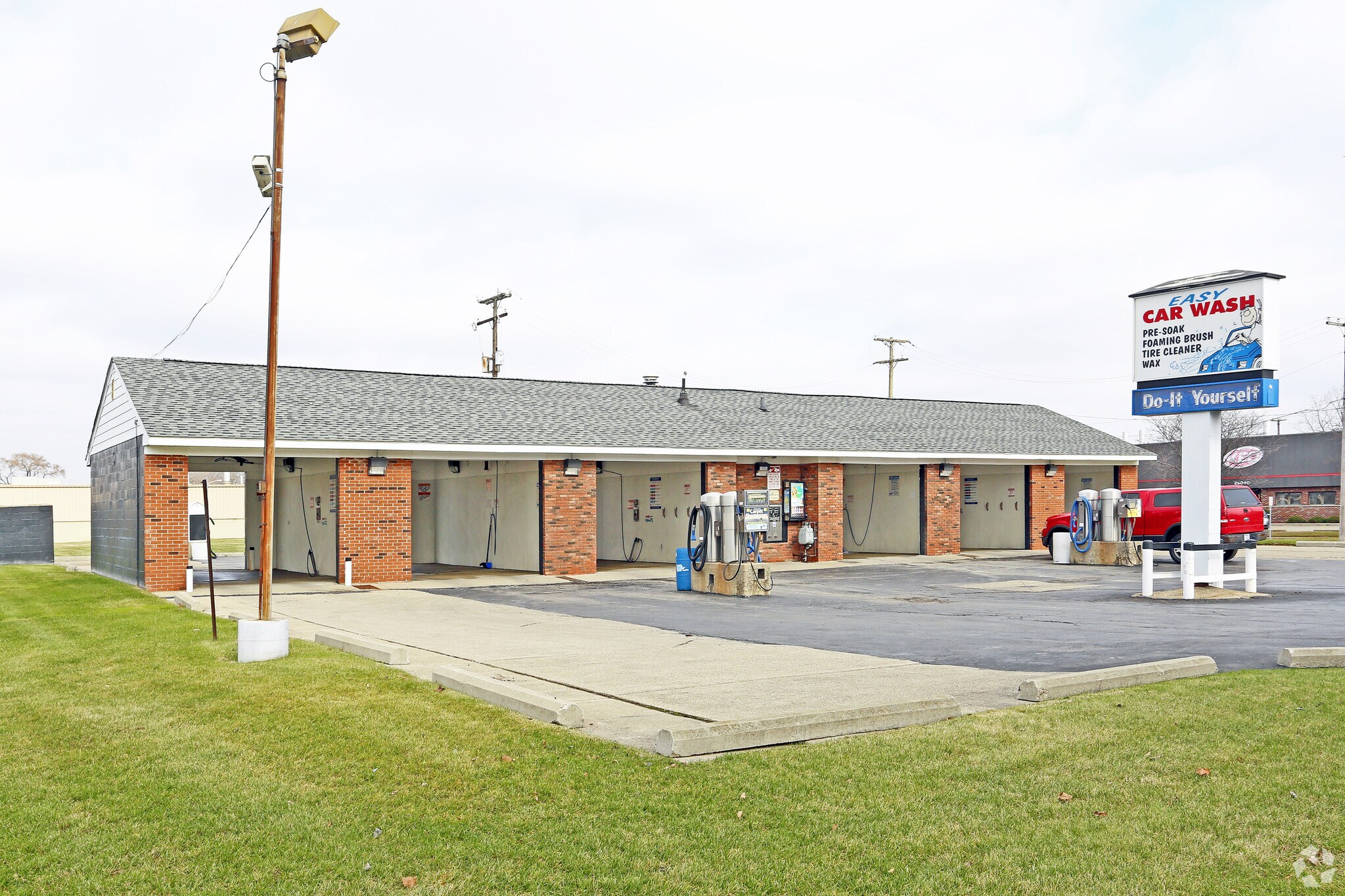 14501 E 10 Mile Rd, Warren, MI for sale Primary Photo- Image 1 of 1