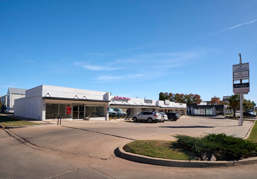 7200-7210 N Western Ave, Oklahoma City, OK for lease - Building Photo - Image 2 of 2