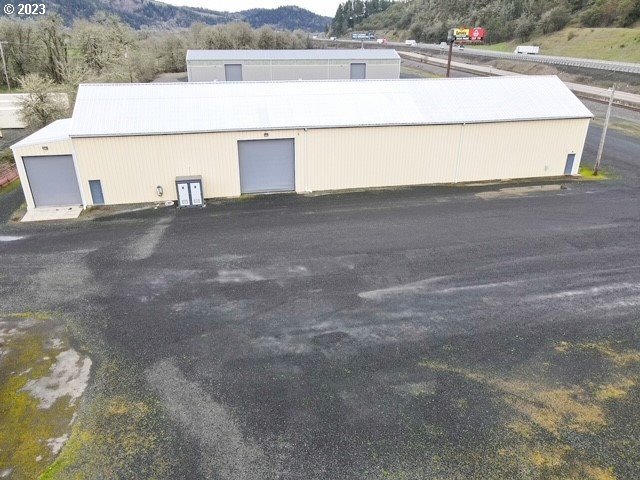 121 Deady Crossing Rd, Sutherlin, OR for lease - Building Photo - Image 3 of 72