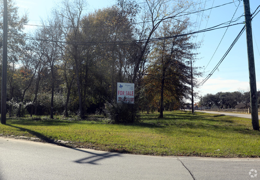 614 Peach St, Tomball, TX for sale - Primary Photo - Image 1 of 1