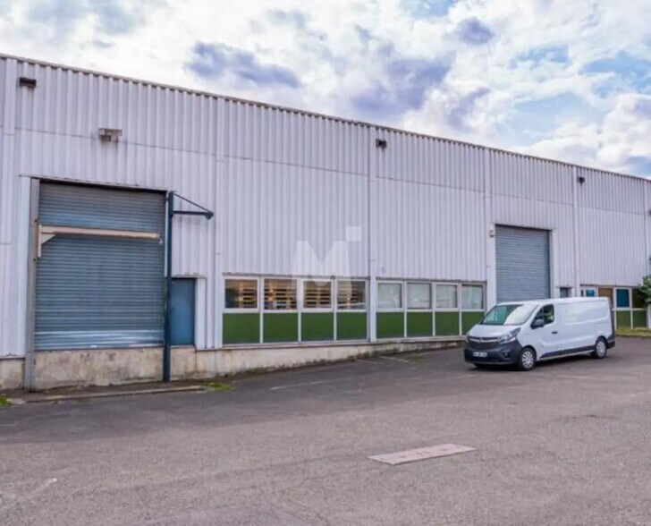 Flex in Bondoufle for lease - Building Photo - Image 2 of 6