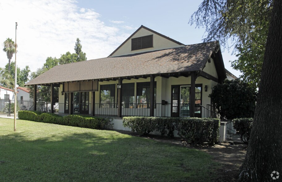 738 N Euclid Ave, Ontario, CA 91762