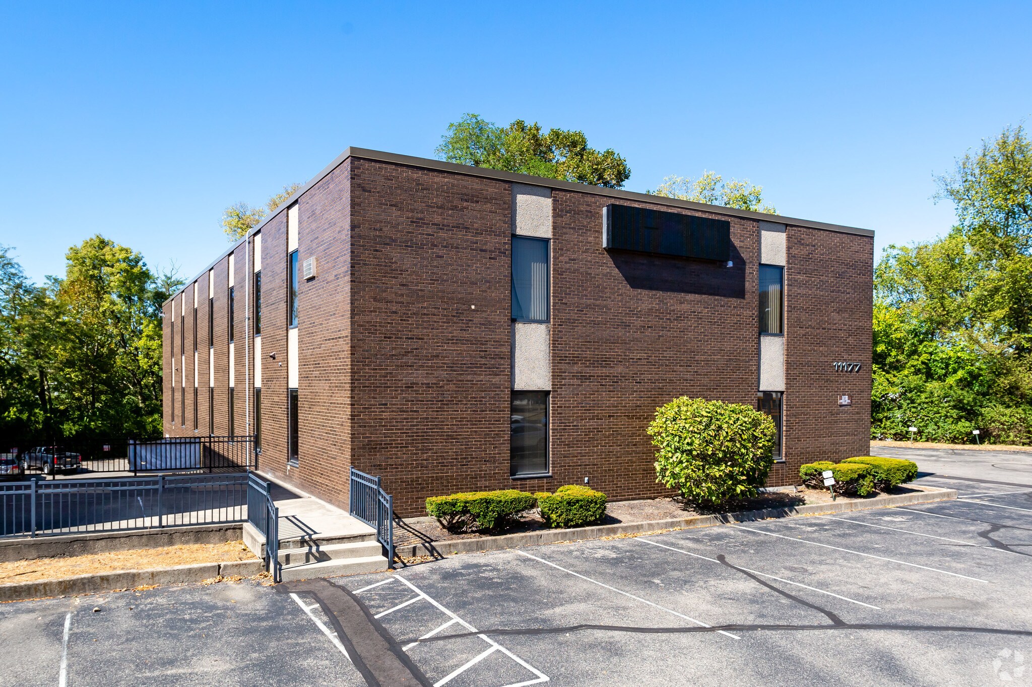 11177 Reading Rd, Sharonville, OH for sale Primary Photo- Image 1 of 1