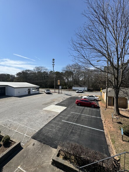 813 Main St, Stone Mountain, GA for lease - Building Photo - Image 2 of 10