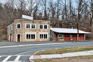 435 Deerfield St, Greenfield MA - Warehouse