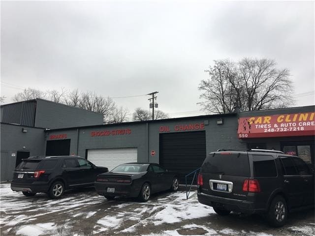 550 Cesar Chavez Ave, Pontiac, MI for sale - Building Photo - Image 3 of 4