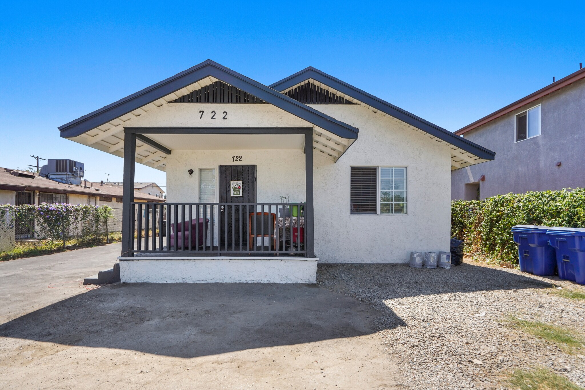 722 W 79th St, Los Angeles, CA for sale Primary Photo- Image 1 of 1