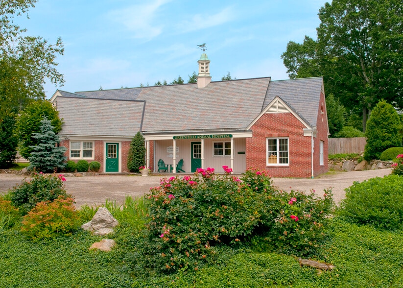 186-212 Hillside Rd, Fairfield, CT for lease - Building Photo - Image 3 of 3