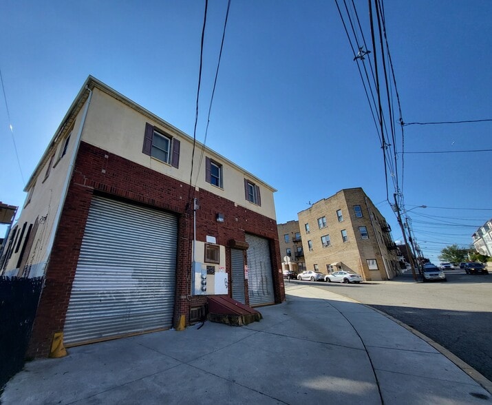 101 Hammond, Passaic, NJ for sale - Primary Photo - Image 1 of 1