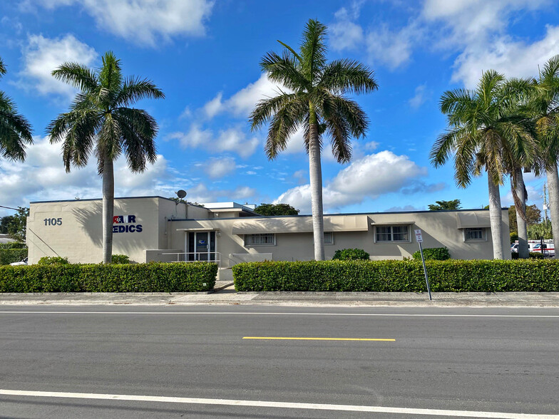 1105 Barnett Dr, Lake Worth, FL for lease - Building Photo - Image 3 of 4