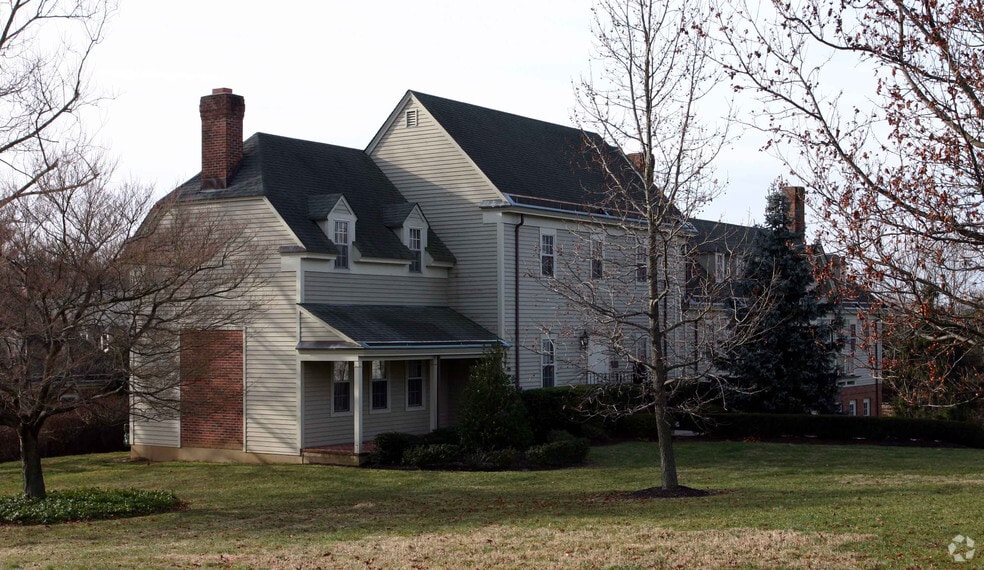 67 Beaver Ave, Clinton Township, NJ for lease - Building Photo - Image 2 of 5