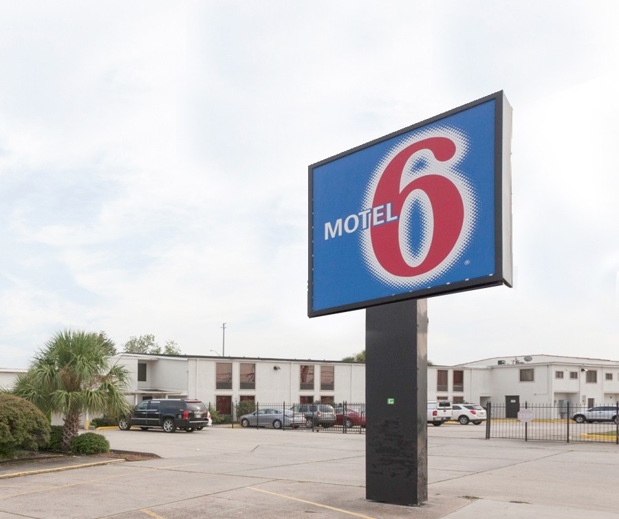 4200 Old Gentilly Rd, New Orleans, LA for sale Primary Photo- Image 1 of 1