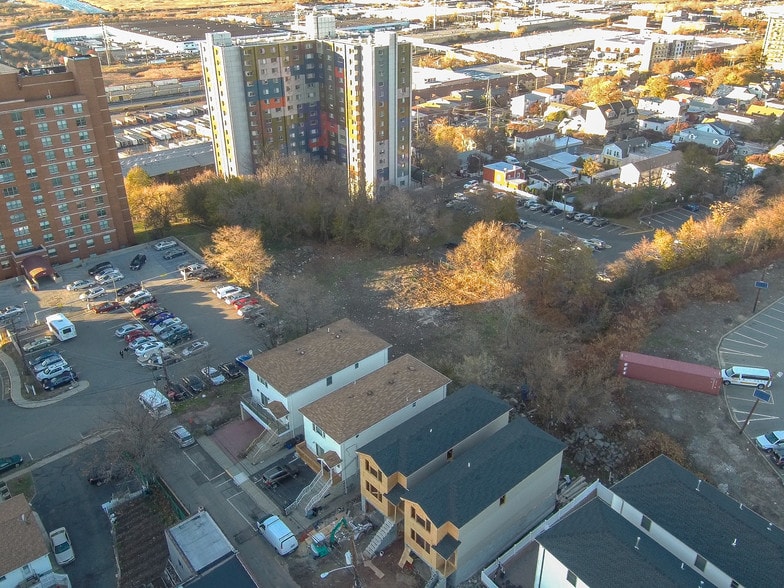 6217 Meadowview Ave, North Bergen, NJ for sale - Aerial - Image 3 of 10