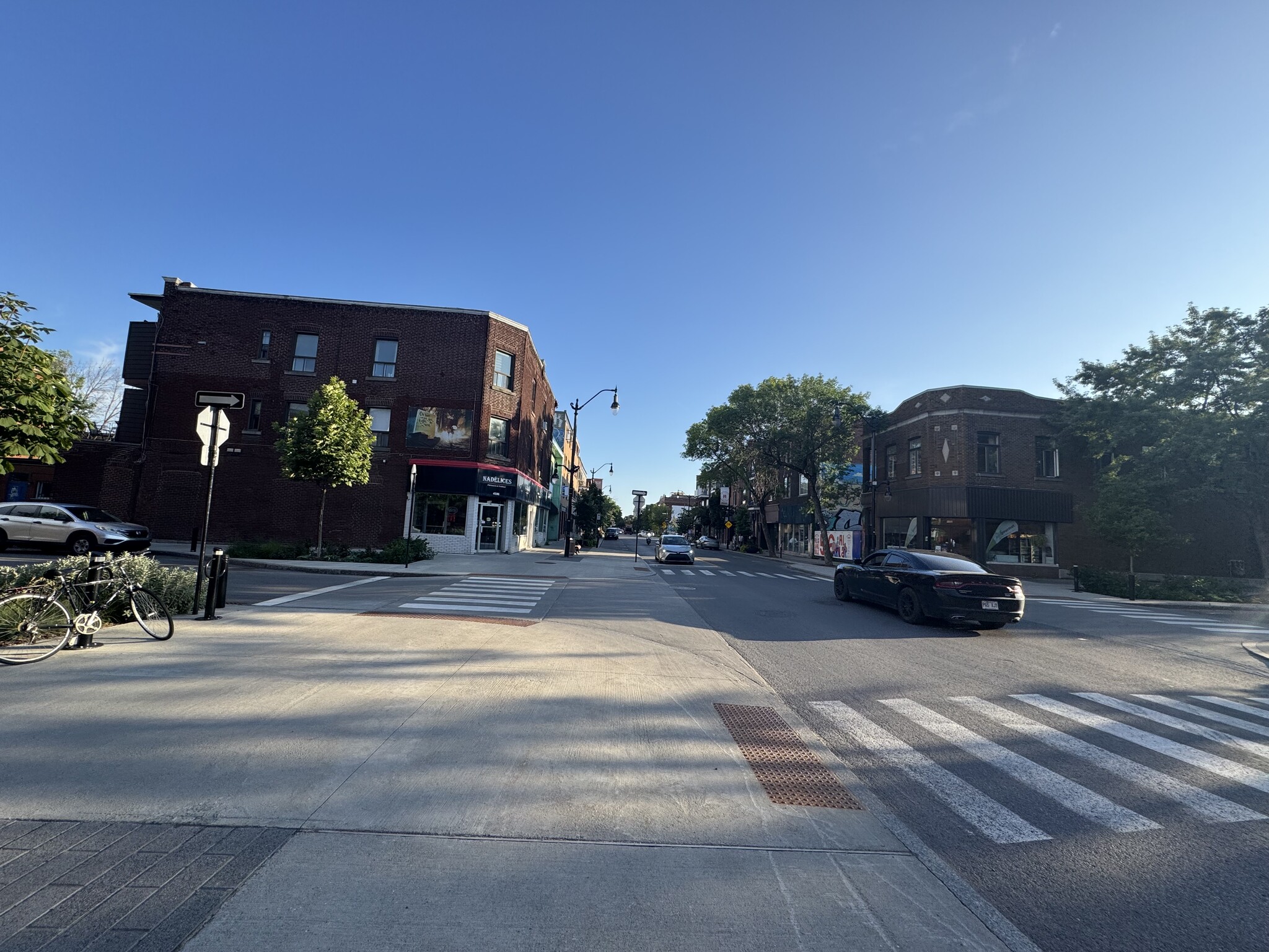 4640 Sainte-Catherine E, Montréal, QC for lease Building Photo- Image 1 of 13