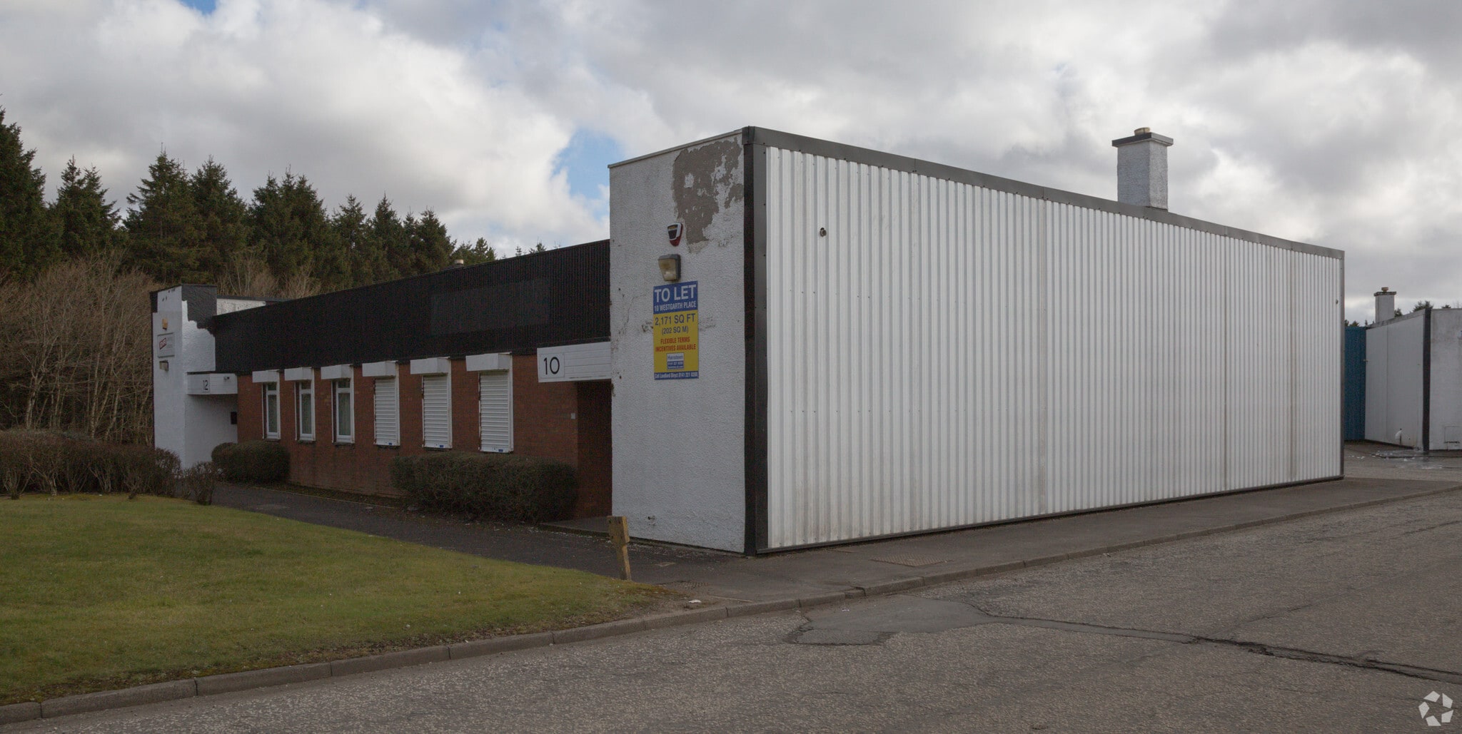 10-12 Westgarth Pl, East Kilbride for sale Primary Photo- Image 1 of 1