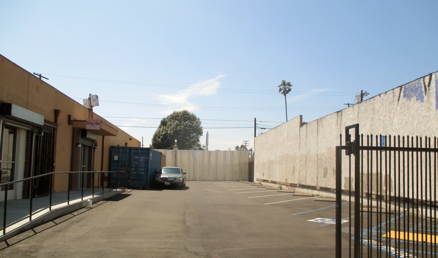 5517 Holmes Ave, Los Angeles, CA 90058