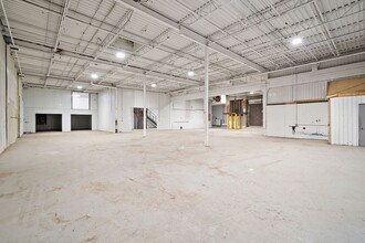 405-465 Av Marien, Montréal-Est, QC for lease Interior Photo- Image 2 of 7