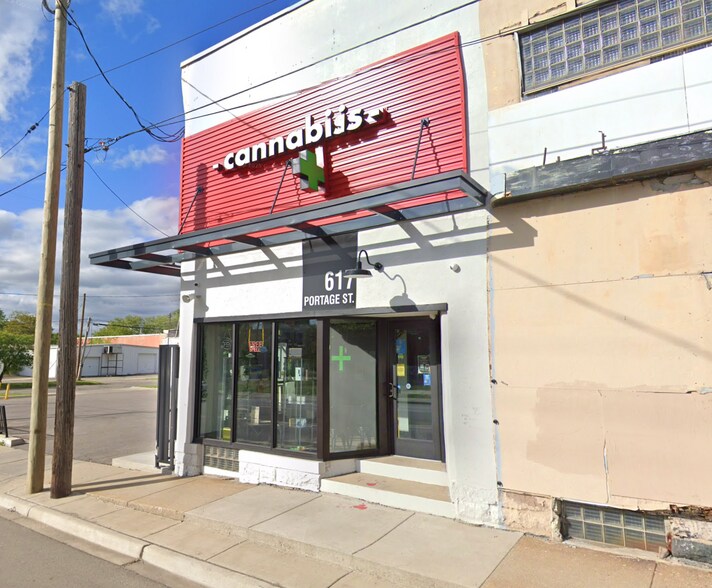 617 Portage St, Kalamazoo, MI for lease - Building Photo - Image 2 of 3