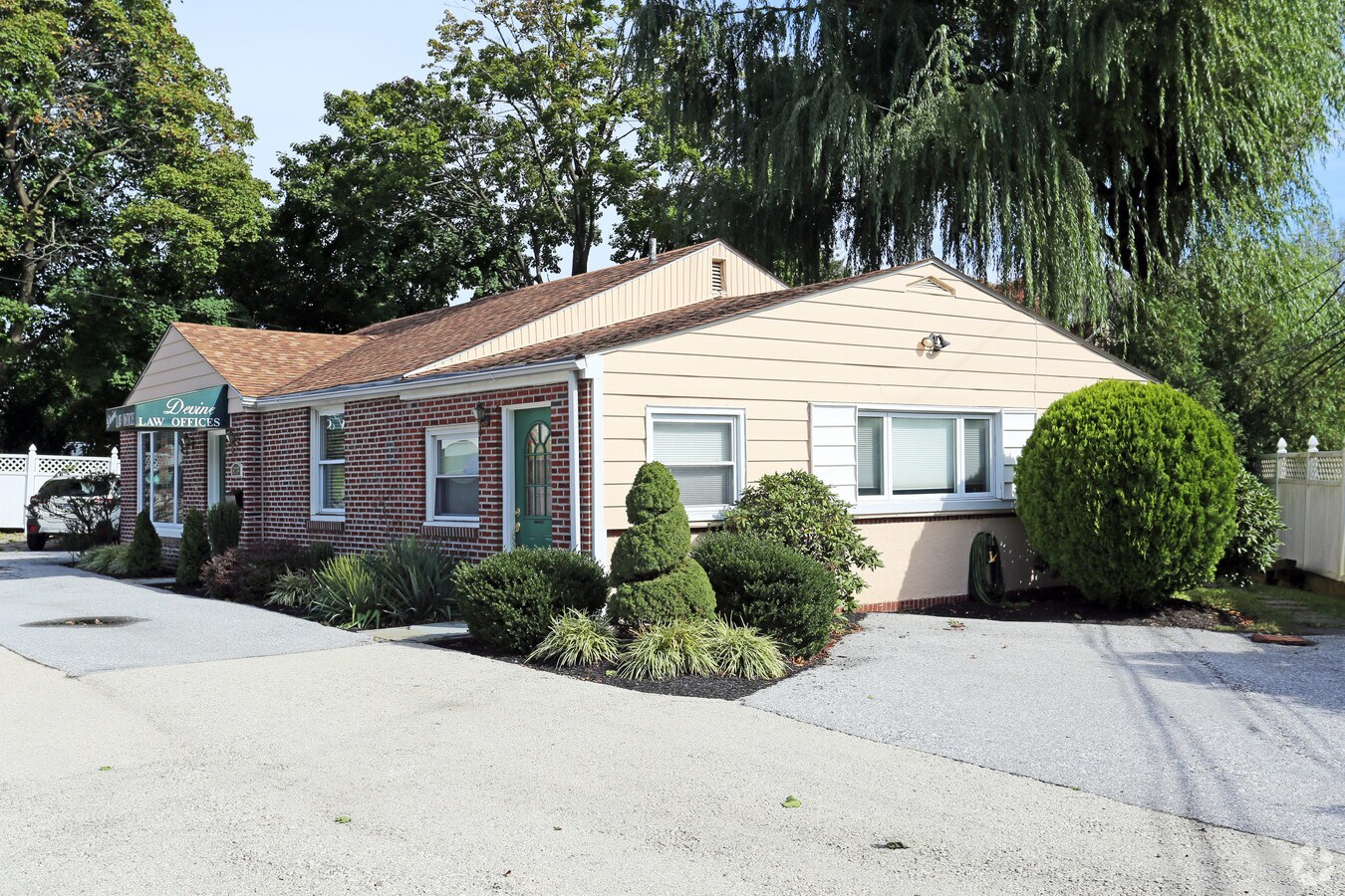 5248 Township Line Rd, Drexel Hill, PA 19026