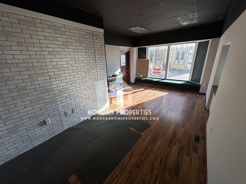 512-516 Locust St, Middletown, IN for lease - Building Photo - Image 3 of 8