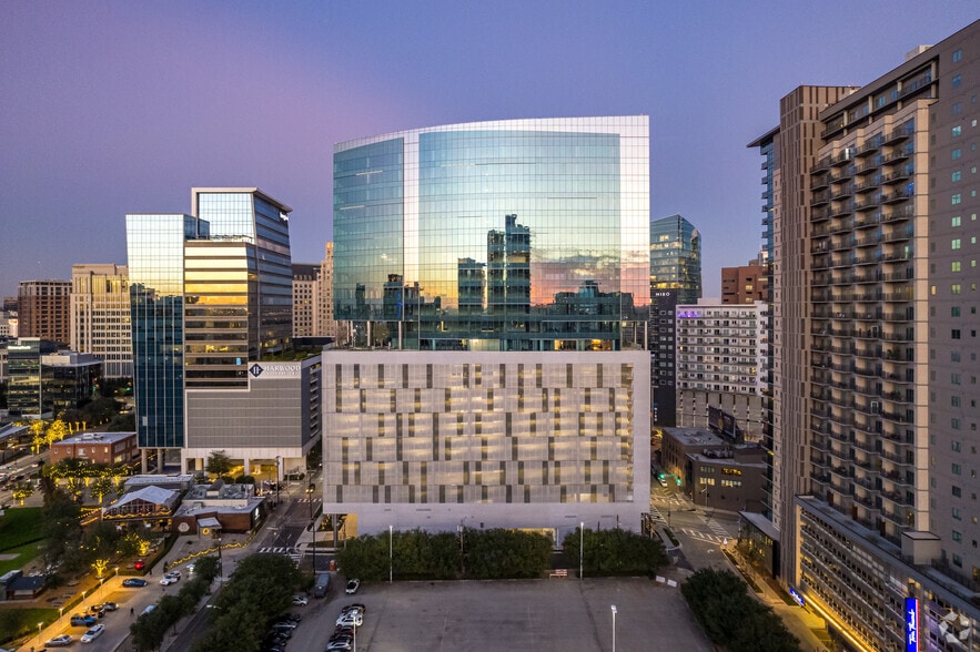 2601 Olive St, Dallas, TX for lease - Building Photo - Image 2 of 24